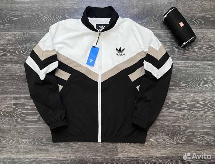 Ветровка adidas