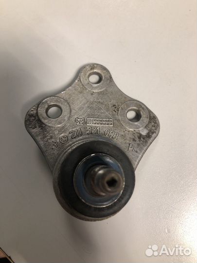 A2303330427 Шаровая опора W211