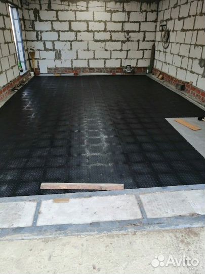 Модульное напольное покрытие для гаража