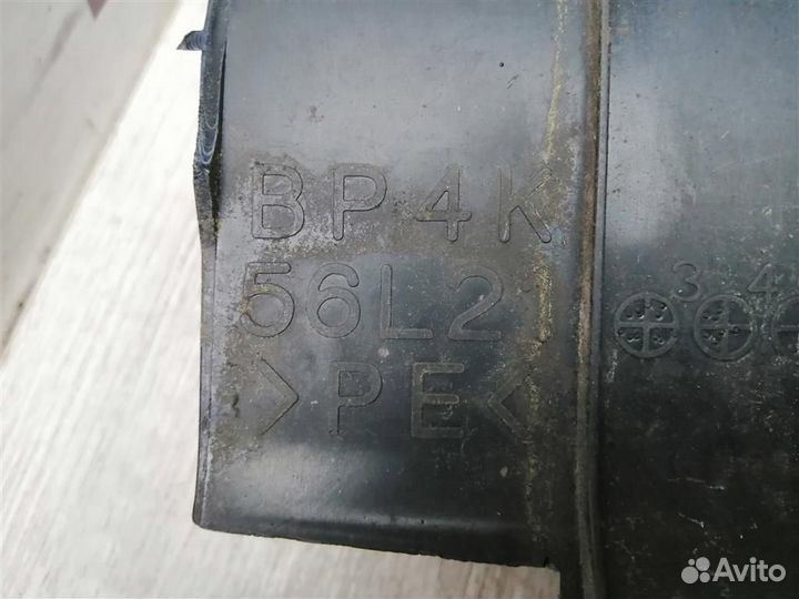 Пыльник двигателя Мазда 3 BK бк