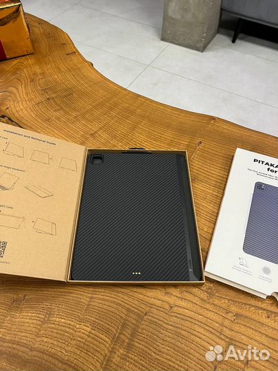 Чехол Pitaka для iPad Pro 12.9