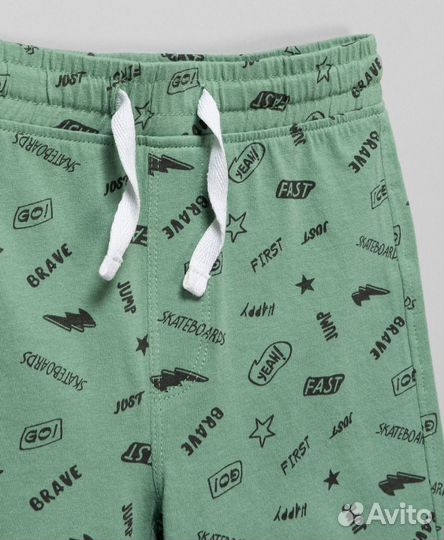 Новый комплект (футболка и шорты)