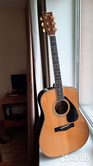 Акустическая гитара Yamaha FG-300D