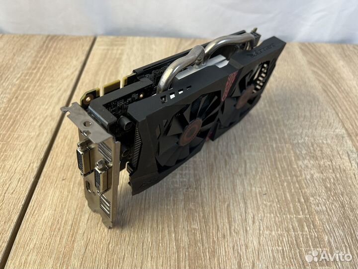 Asus GeForce GTX 950 strix