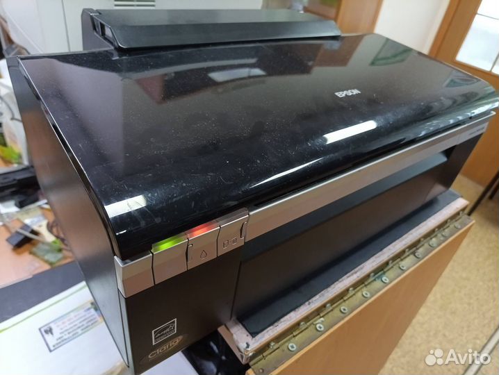 Принтер Epson R295 нерабочий на запчасти