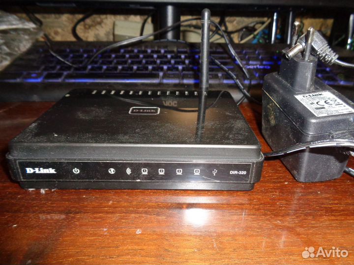 WI-FI Роутер D-Link 320 NRU с коробкой и драйверам
