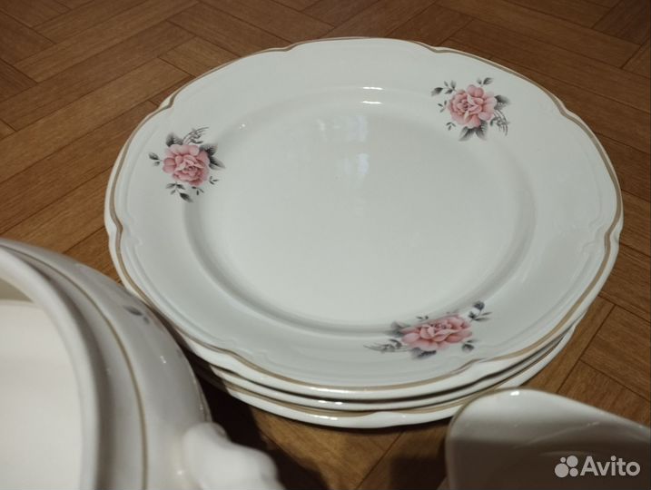 Сервиз столовый