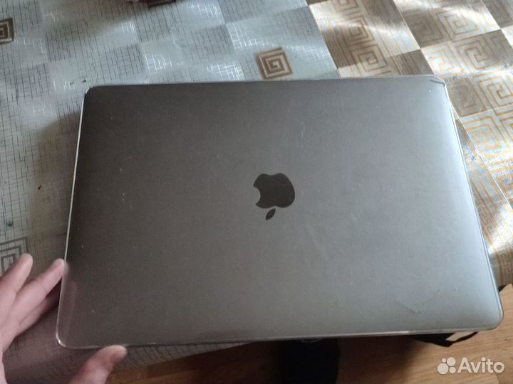 Apple MacBook Pro