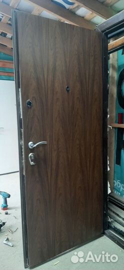Дверь входная железная бу