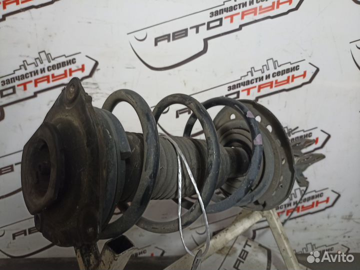 Стойка ходовки nissan juke F15 NF15 YF15 передняя левая E43031KC2B 2WD 4WD S3547