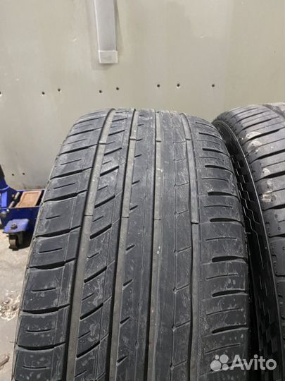 RoadX RXMotion U11 245/45 R19 и 275/40 R19