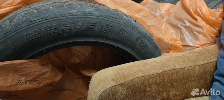 Continental CrossContact UHP E 225/55 R18