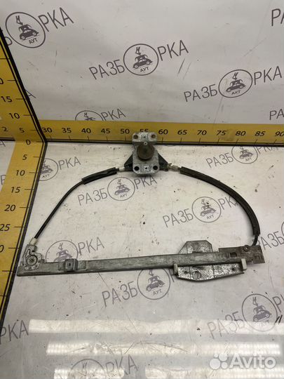 Стеклоподъёмник задний левый VW Passat B3