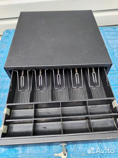 Денежный ящик