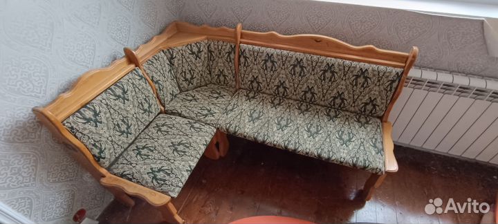 Кухонный уголок массив