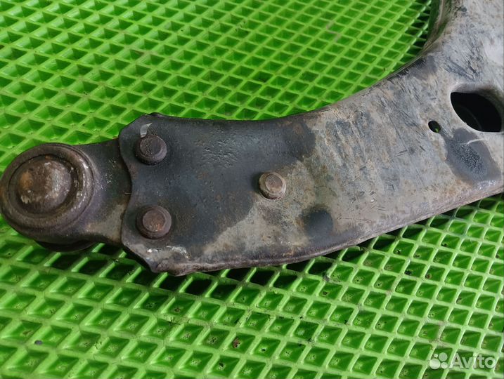 Рычаг левый ford focus 1