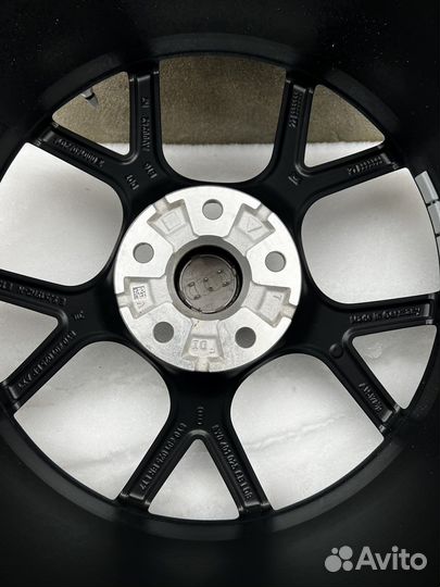 Audi RS3 оригинал R19 лето 8Y0601025CB