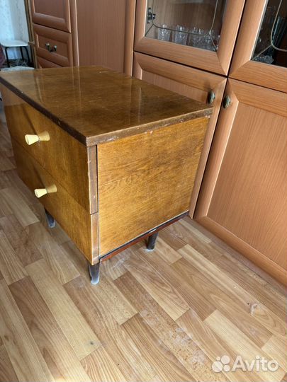 Продам тумбу