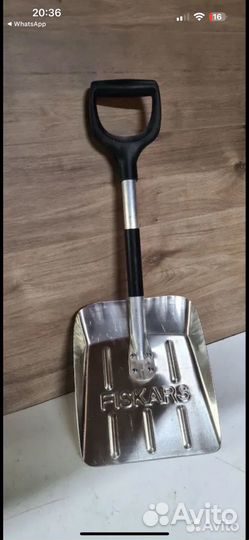 Лопата автомобильная