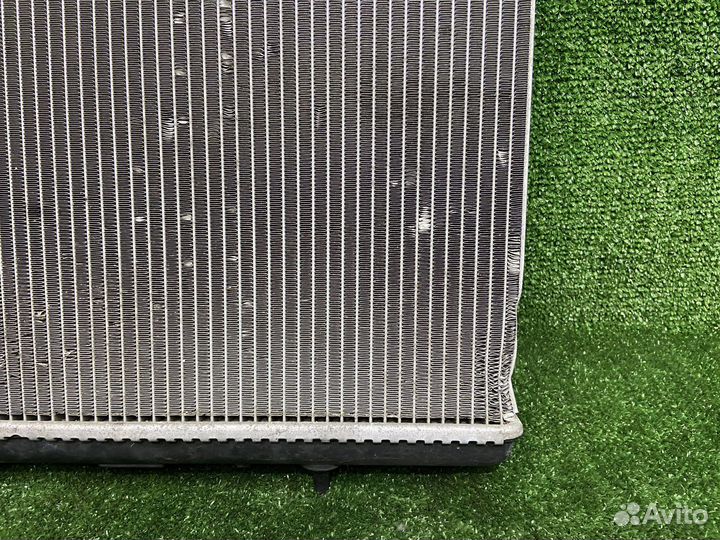 Радиатор системы охлаждения Peugeot 308