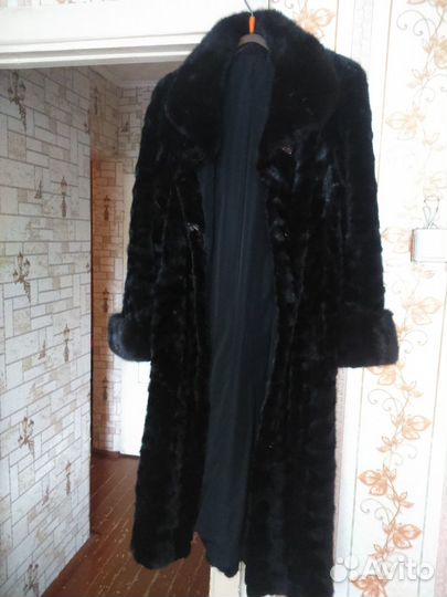 Продам норковую шубу