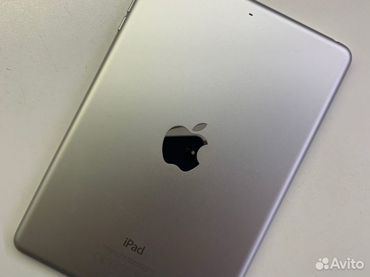 iPad mini 3 wifi 16gb без SIM