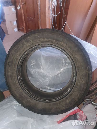 Yokohama Ice Guard Studless IG50 215/60 R16
