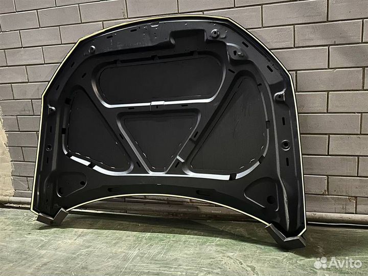 Капот Volkswagen Scirocco III