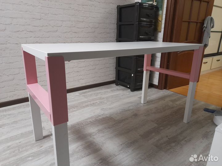 Письменный стол