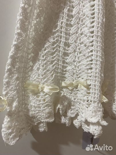 Вязаное платье ручной работы для девочки