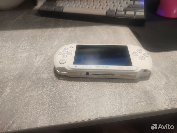 Sony PSP e1008 прошитая