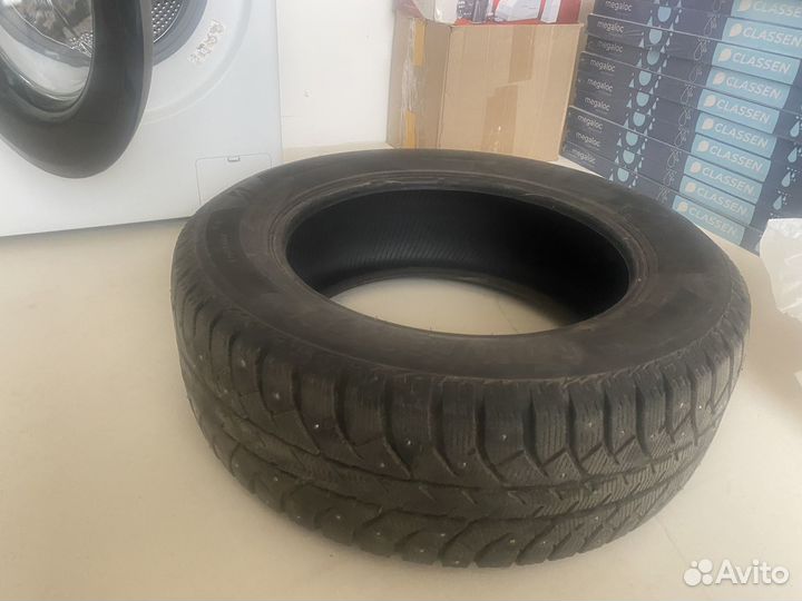 Bridgestone Ice Cruiser 7000S 225/60 R17