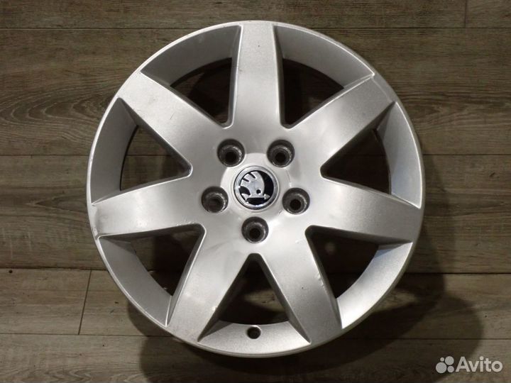 Комплект оригинальных дисков R16 Skoda Superb