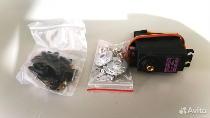 Сервопривод MG996R Arduino