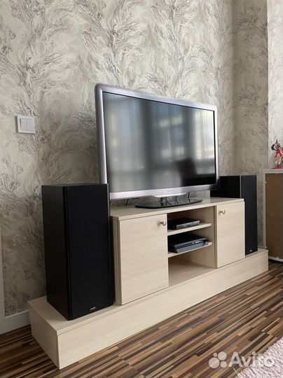 Тумба под телевизор