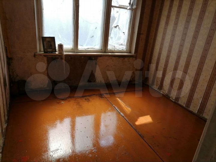 4-к. квартира, 70 м², 1/2 эт.