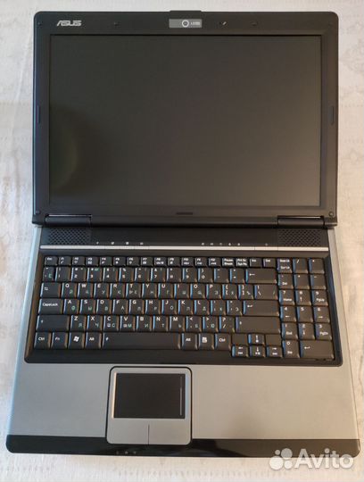 Ноутбук asus x55s