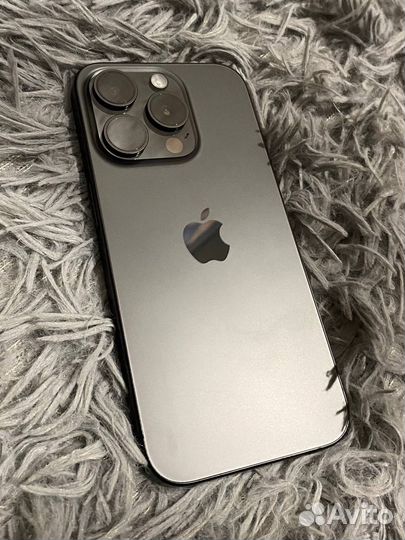 iPhone 15 Pro, 128 ГБ