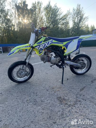 Apollo RXF 140 stunt