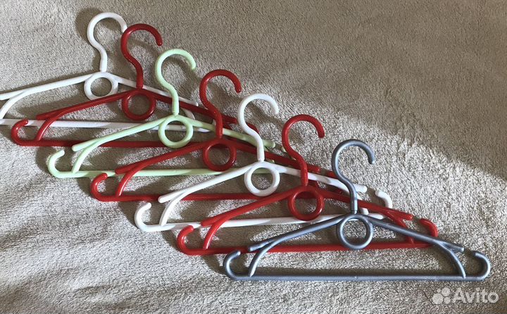 Вешалки плечики детские, 13 шт., Прибалтика