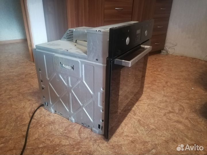 Духовой встраиваемый шкаф Whripool AKP 460/NB