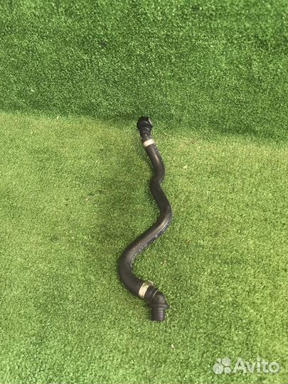 Трубка вакуумная Volkswagen Touareg CR7 DEN 2020