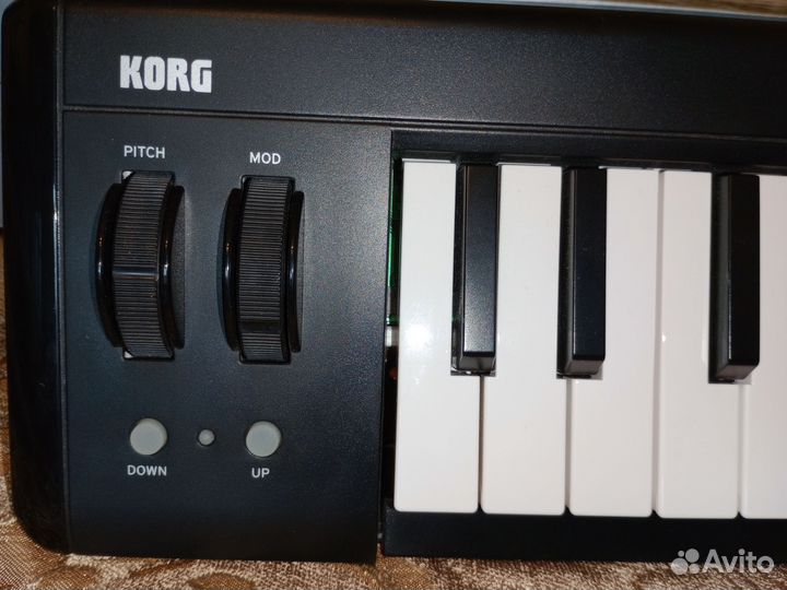 Midi клавиатура Korg