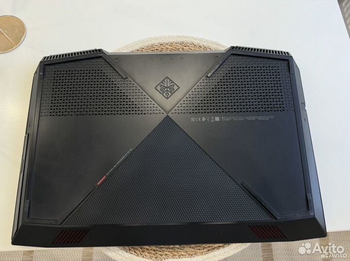 Продаю большой игровой ноутбук Hp OmeN