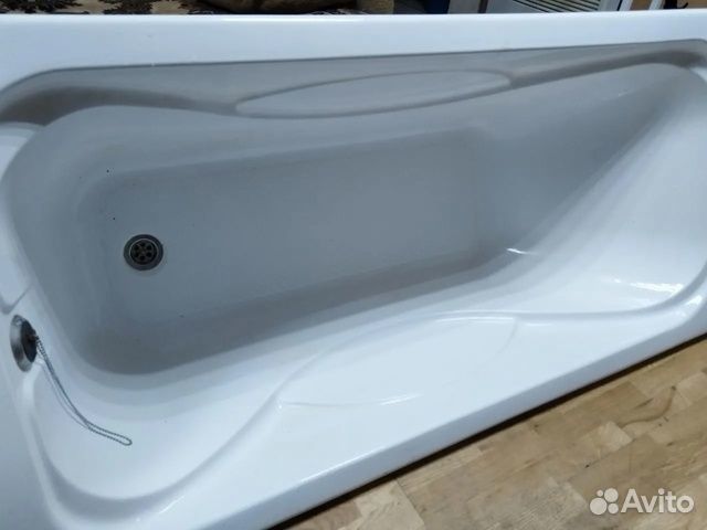 Ванна акриловая 150х70, экран и каркас б/у