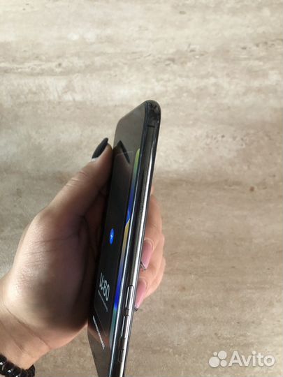 iPhone 11 Pro, 64 ГБ