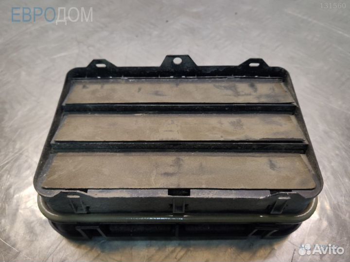 Накладка вентиляционного канала задняя BMW E70 s11