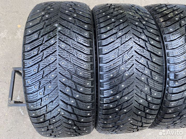 Nokian Tyres Hakkapeliitta 10p 235/45 R18