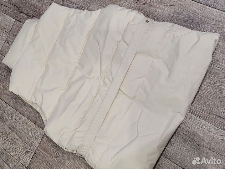 Жилетка женская утепленная новая