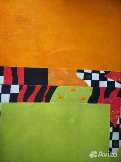 Продам 2 ковра салатового и оранжевого цвета